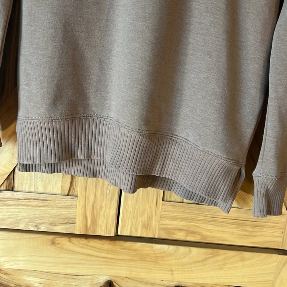 MOVING SALE🎉Maurice’s hoodie - Picture 5 of 9